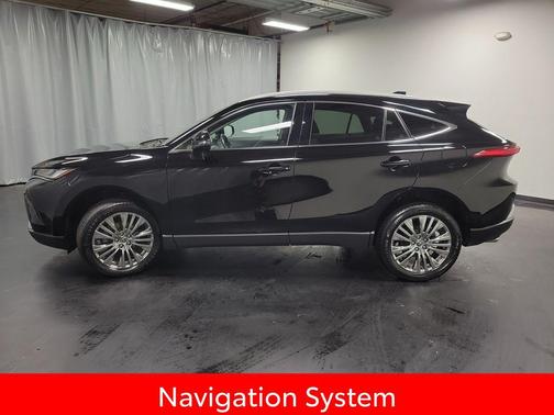 Black 2023 Toyota Venza XLE