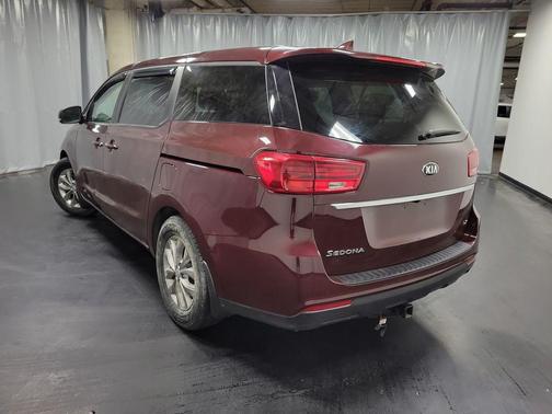 2020 Kia Sedona LX