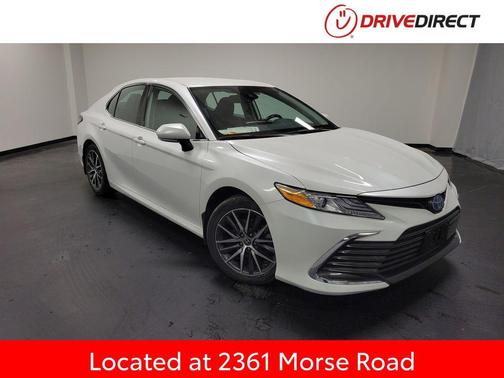2023 Toyota Camry Hybrid XLE
