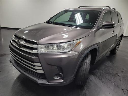 2019 Toyota Highlander LE I4