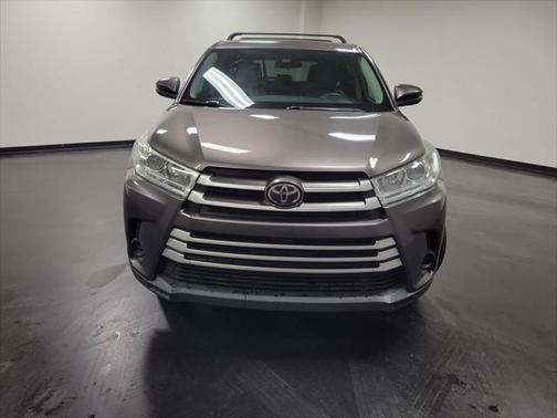 2019 Toyota Highlander LE I4