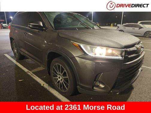 2017 Toyota Highlander SE
