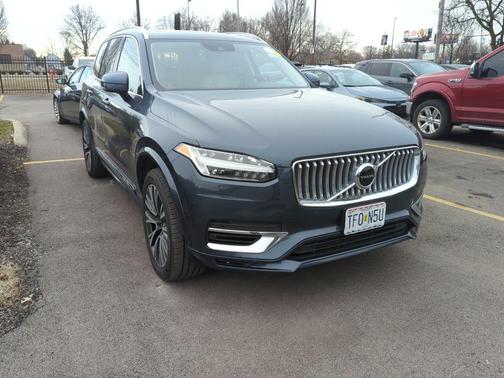 2021 Volvo XC90 Recharge Plug-In Hybrid T8 Inscription Expression 7 Passenger