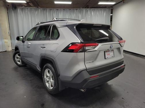 2021 Toyota RAV4 Hybrid LE