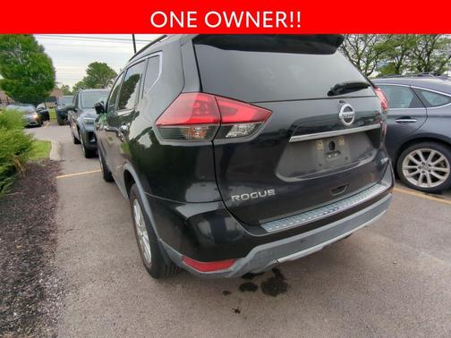 Magnetic Black 2018 Nissan Rogue SV