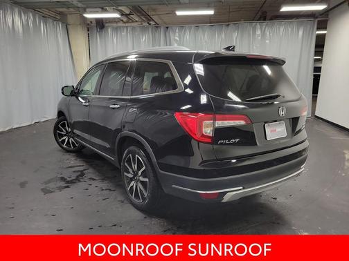 2021 Honda Pilot Touring 8-Passenger