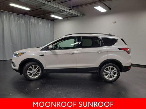 White Platinum Clearcoat Metallic 2018 Ford Escape SEL