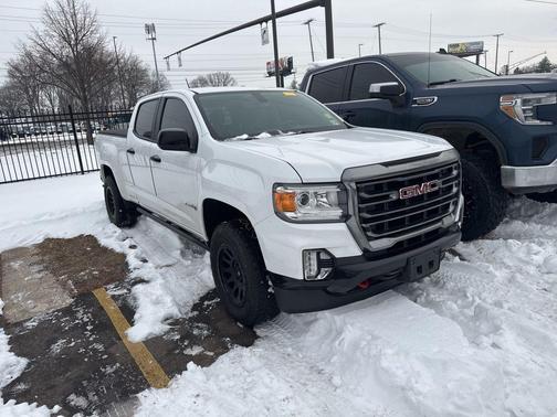 2022 GMC Canyon AT4