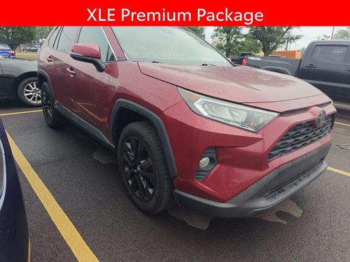 2021 Toyota RAV4 XLE Premium