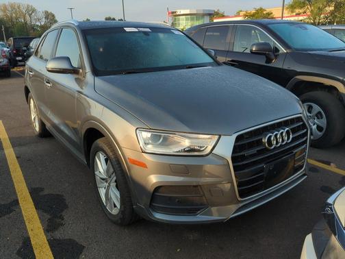 2017 Audi Q3 2.0T Premium