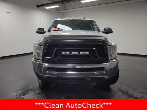 2018 RAM 2500 Tradesman Crew Cab 4x4 8' Box