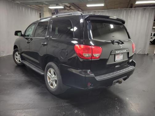 2013 Toyota Sequoia SR5