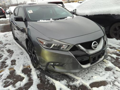 2017 Nissan Maxima 3.5 SR