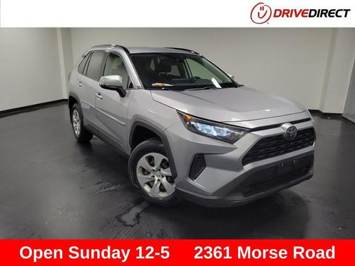 Silver Sky Metallic 2019 Toyota RAV4 LE