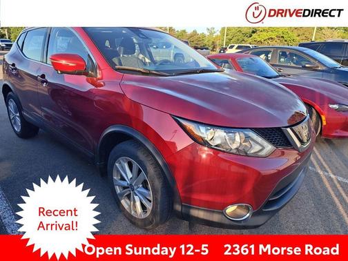 Scarlet Ember Tintcoat 2019 Nissan Rogue Sport SV