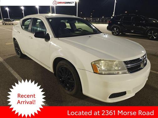 Bright White Clearcoat 2014 Dodge Avenger SE