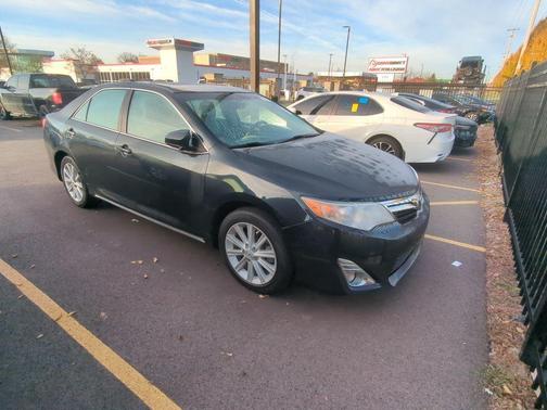 2014 Toyota Camry XLE