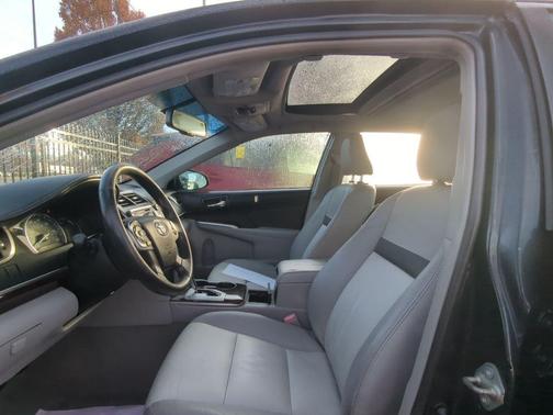 2014 Toyota Camry XLE