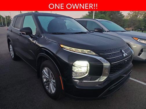 Black Diamond 2022 Mitsubishi Outlander ES 2.5 2WD