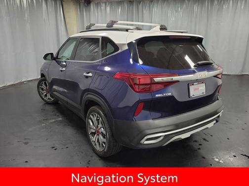 Dark Ocean Blue/White Roof 2023 Kia Seltos SX Turbo