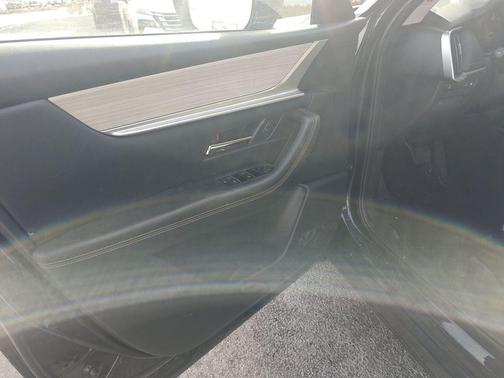 2024 Mazda CX-90 PHEV Preferred