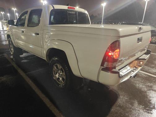 2015 Toyota Tacoma Base