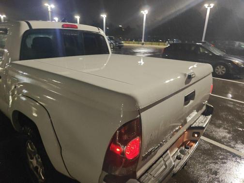2015 Toyota Tacoma Base