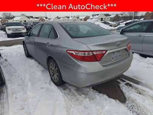 2016 Toyota Camry XLE