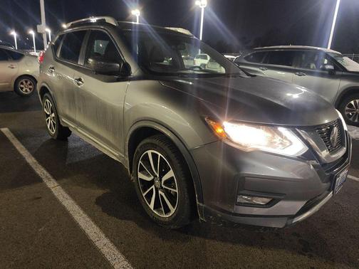 2020 Nissan Rogue SL