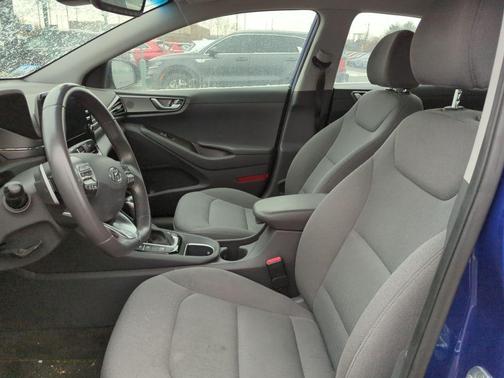 2021 Hyundai IONIQ Plug-In Hybrid SEL