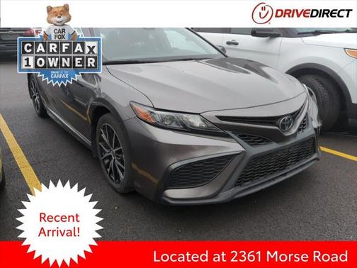 2022 Toyota Camry SE