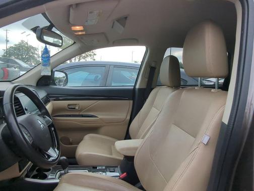 2018 Mitsubishi Outlander LE