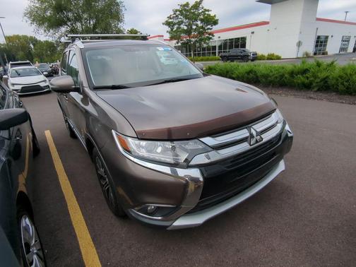 2018 Mitsubishi Outlander LE
