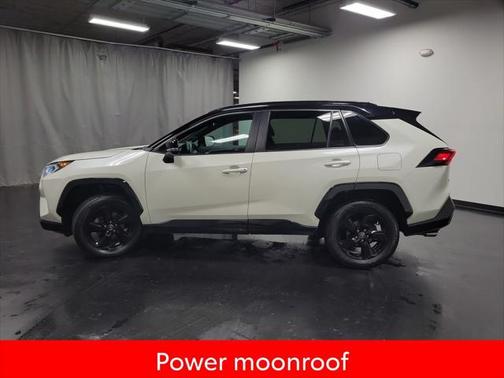 2021 Toyota RAV4 Hybrid SE
