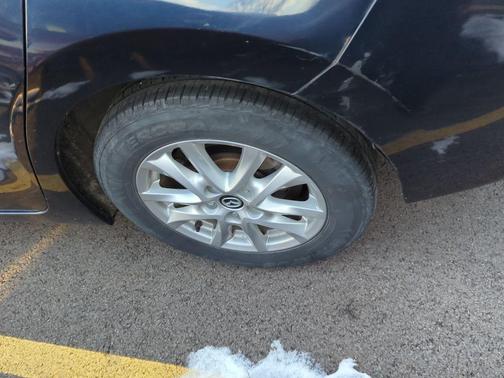 2016 Mazda Mazda3 i Sport