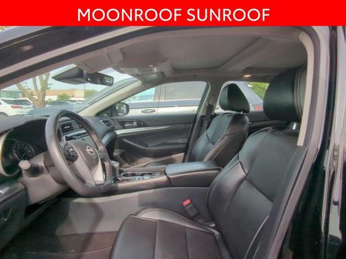 Super Black 2023 Nissan Maxima SL