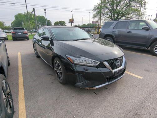 2023 Nissan Maxima SL