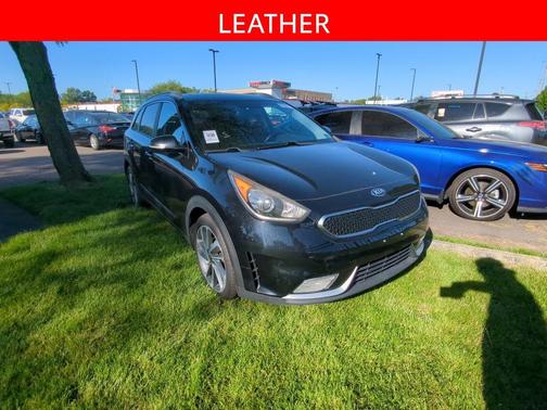 Aurora Black Pearl 2017 Kia Niro Touring