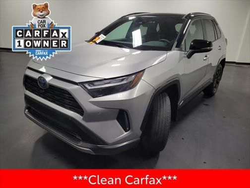 2022 Toyota RAV4 Hybrid SE