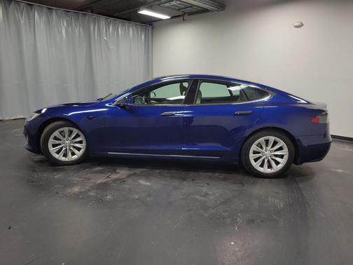 2017 Tesla Model S 90D
