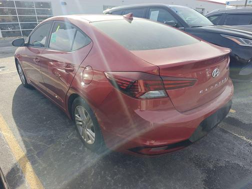 2019 Hyundai ELANTRA SEL