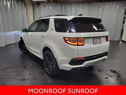Fuji White 2024 Land Rover Discovery Sport Core S