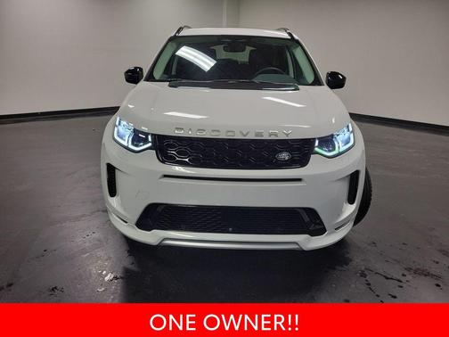 Fuji White 2024 Land Rover Discovery Sport Core S