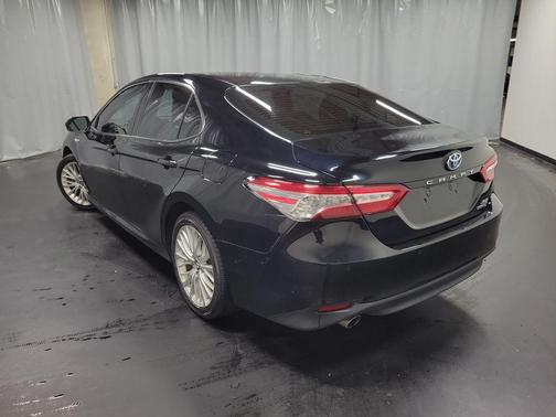 2018 Toyota Camry Hybrid XLE