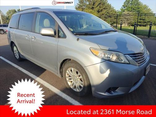 2014 Toyota Sienna XLE