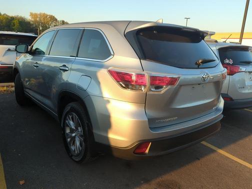 2015 Toyota Highlander LE Plus