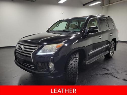 2013 Lexus LX 570 Base
