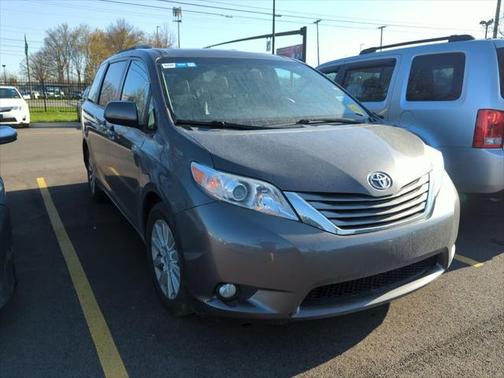 2015 Toyota Sienna XLE Premium