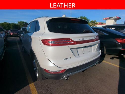 White Platinum Metallic Tri-Coat 2017 Lincoln MKC Select
