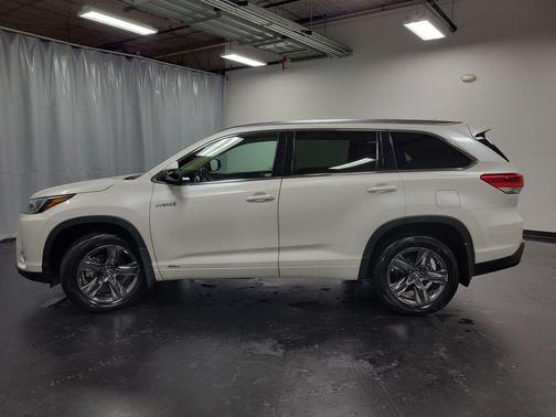 2017 Toyota Highlander Hybrid Platinum